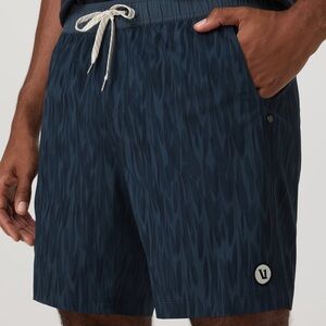 💜 Vuori Banks Shorts